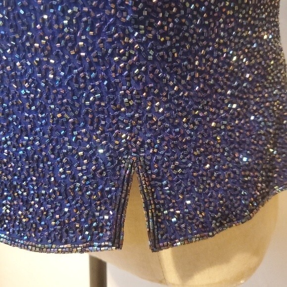 Beaded blue sleeveless sparkle top vintage - Picture 12 of 12